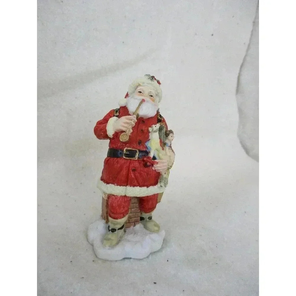 Santa, The international Santa Claus collection Christmas Holiday Décor Figurine